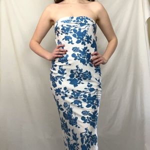 Hello Molly Strapless Bodycon Dress 🫐🤍